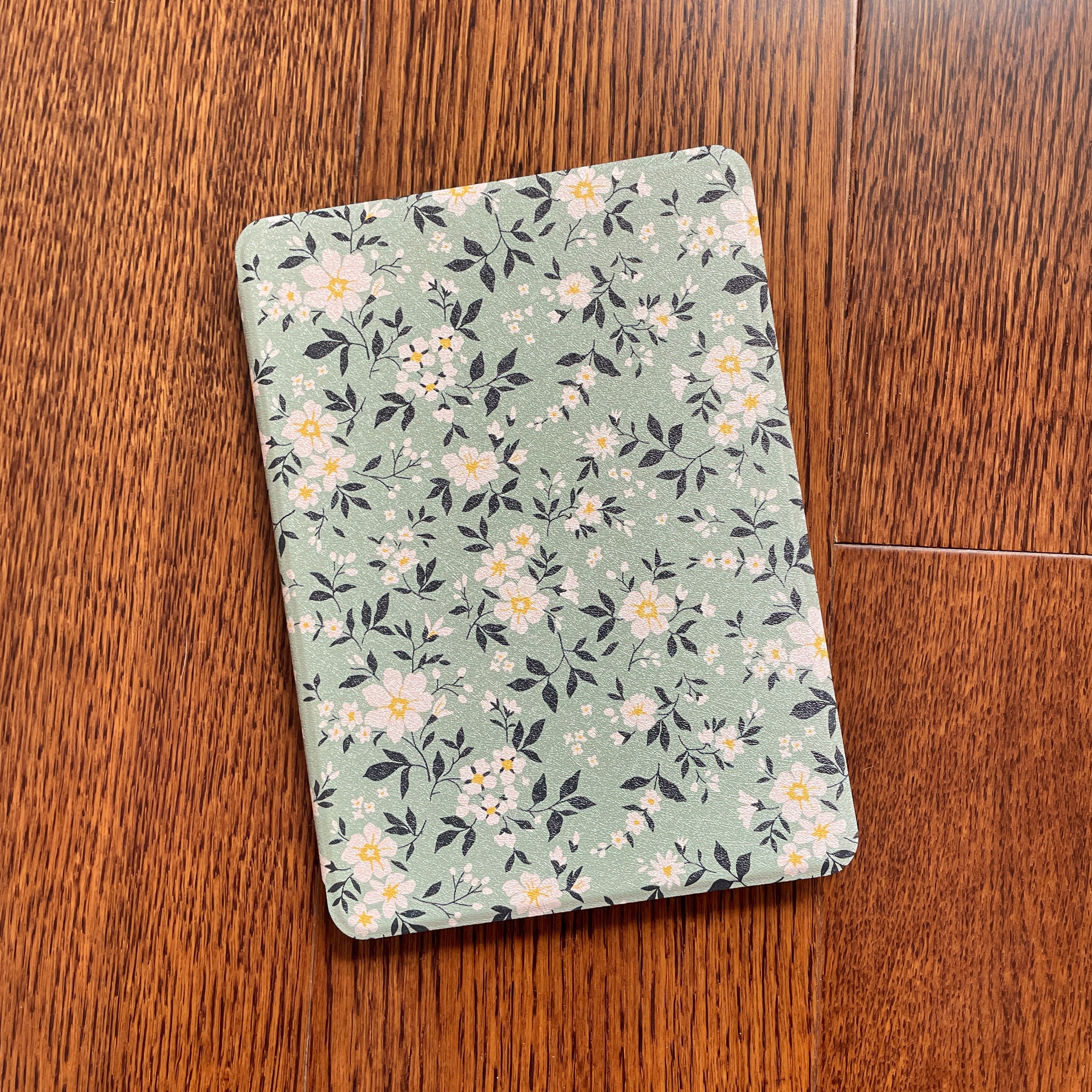 Botanical Flower Kindle Case Paperwhite Cover